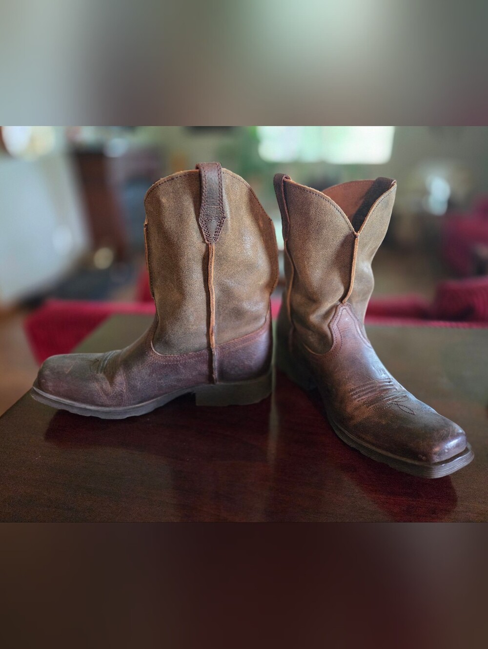 ARIAT boys Brown Leather Western Boots - Size 4